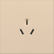 16A 250V~ 3 pin socket