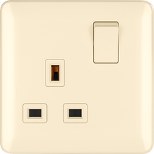 13A 250V 3 pin socket with switch